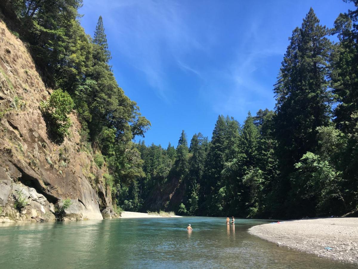 Glamping In The Redwoods With A Hot Tub! Hotel Garberville Kültér fotó